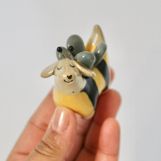 Mason Bee Weenie Figurine