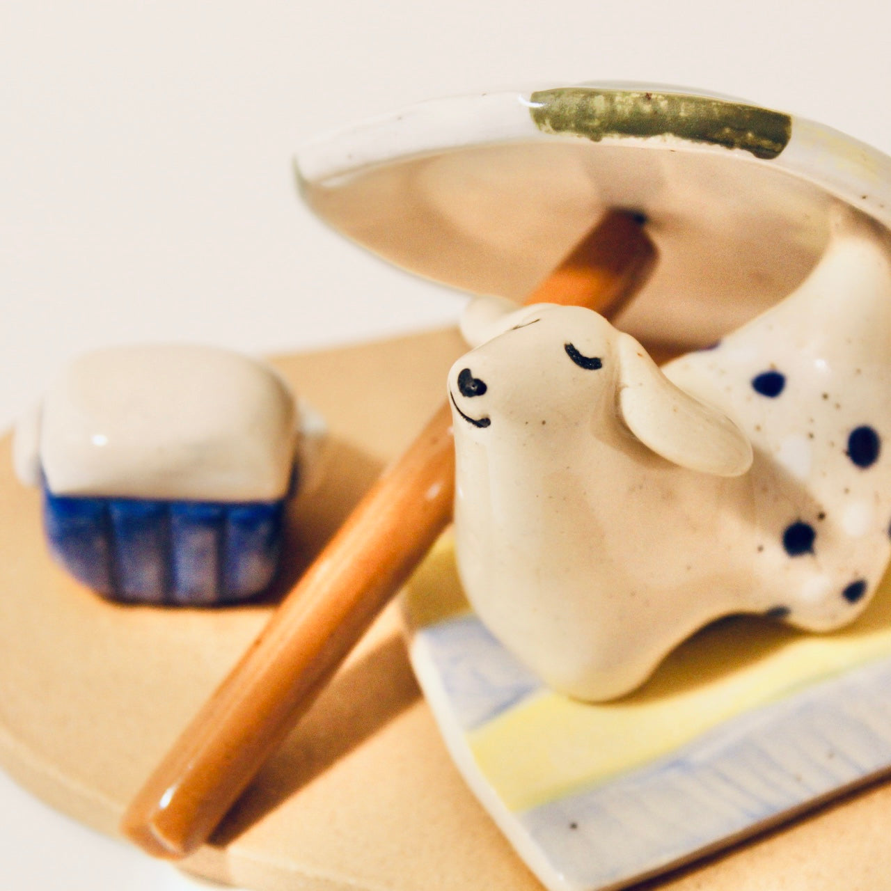 Shade Seeker Weenie Figurine | SPFido Collection