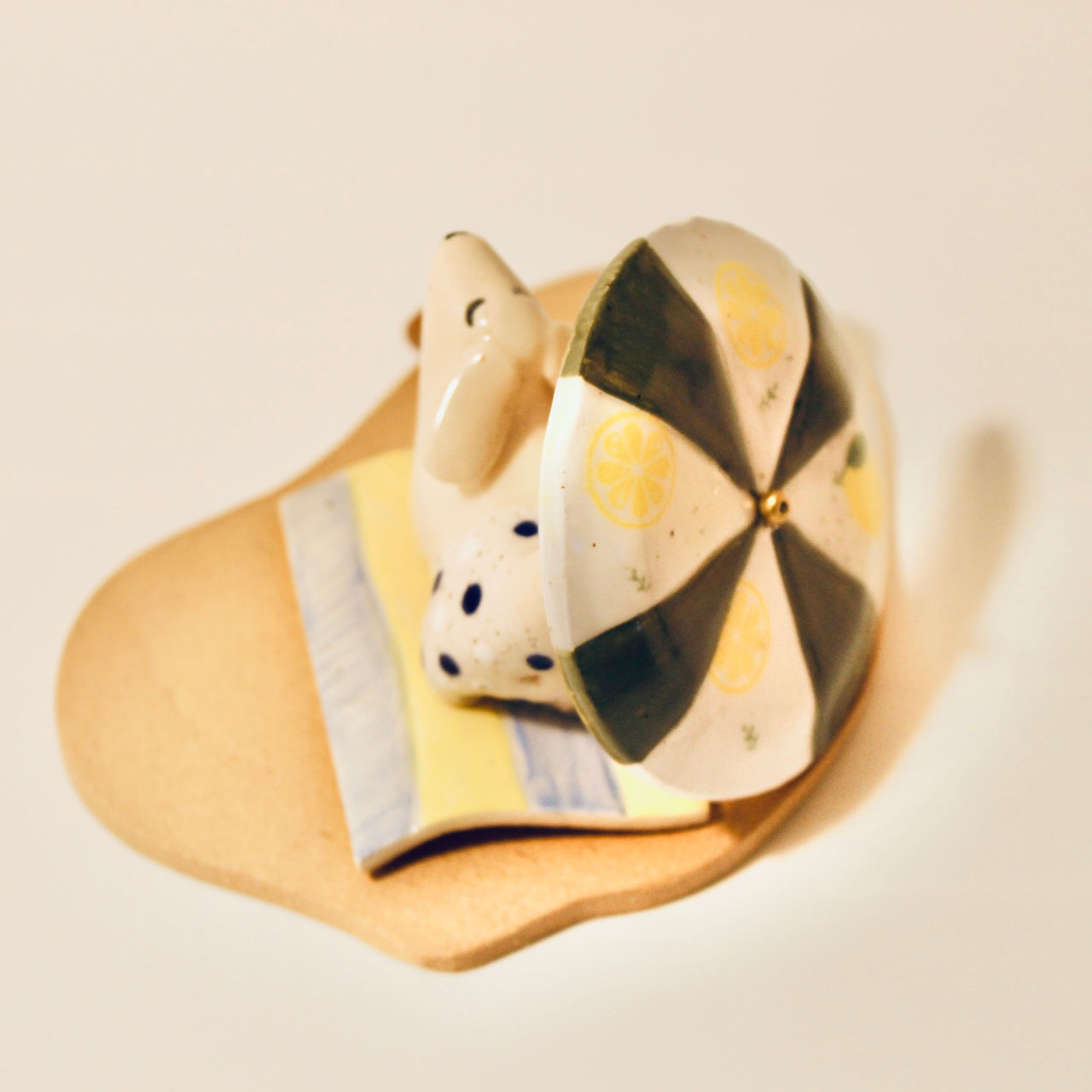 Shade Seeker Weenie Figurine | SPFido Collection