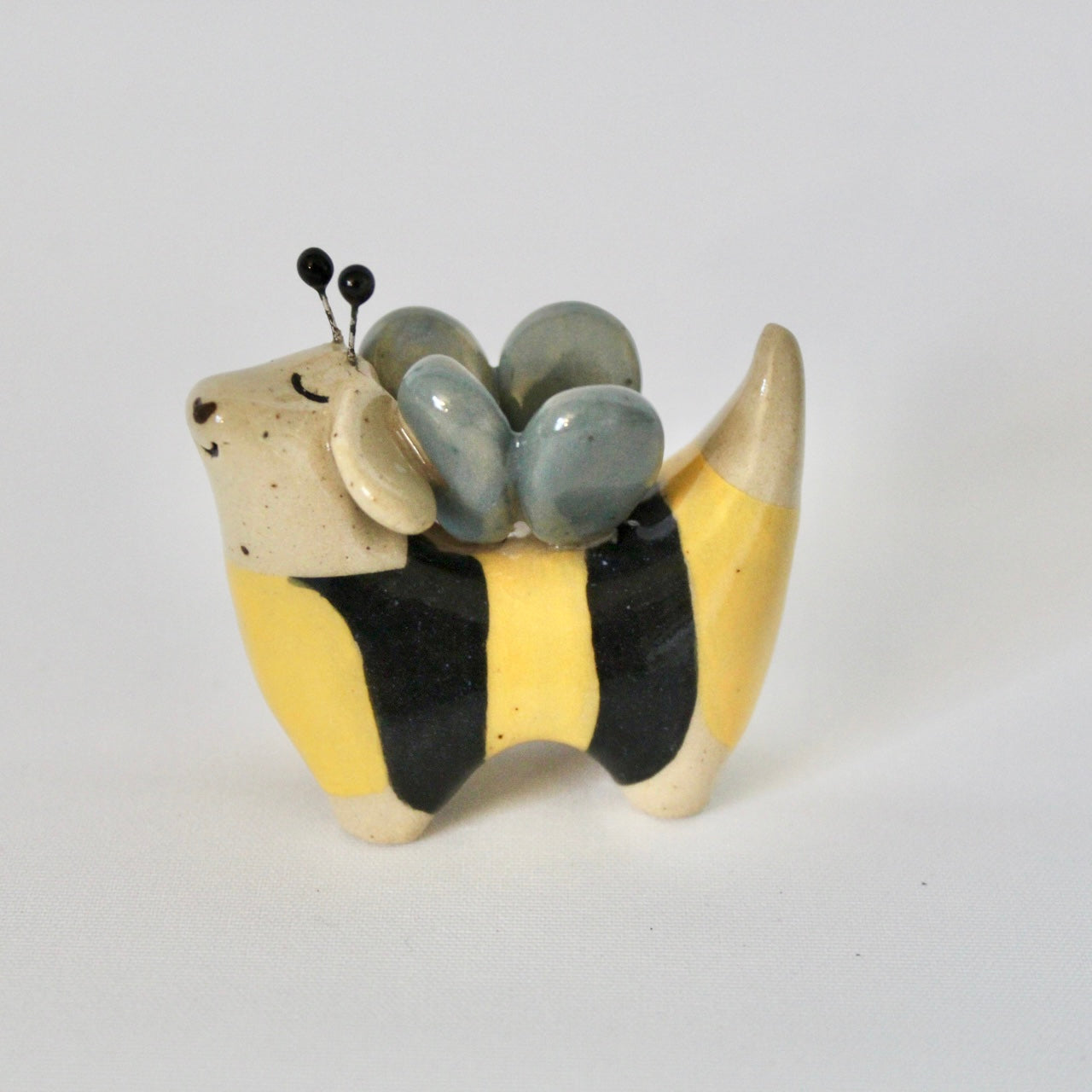 Mason Bee Weenie Figurine